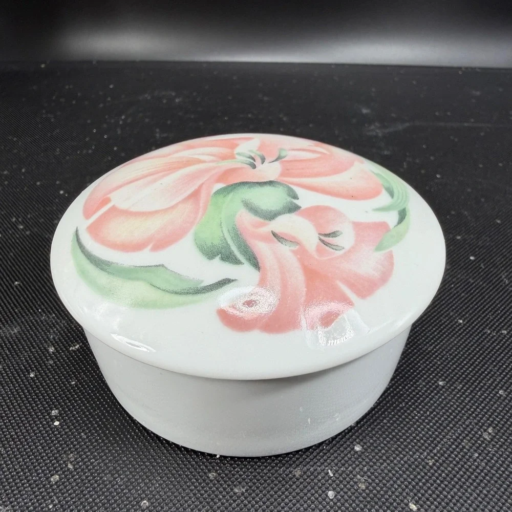 Limoges France Anais Anais Porcelain Trinket Box Pink Floral MNP‎ Vanity Jar 3in